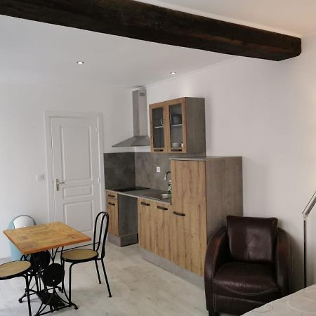 Studio Renove Centre Mansle Apartment ภายนอก รูปภาพ