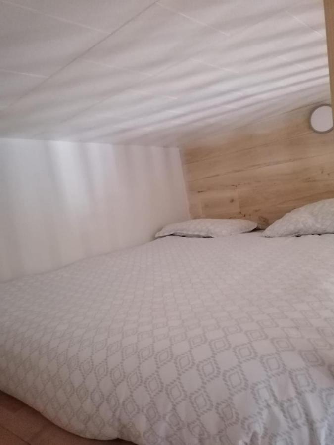 Studio Renove Centre Mansle Apartment ภายนอก รูปภาพ