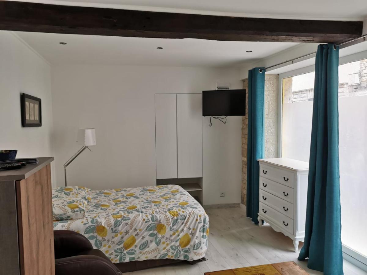 Studio Renove Centre Mansle Apartment ภายนอก รูปภาพ